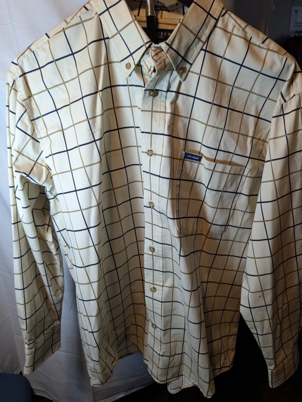 Ivy Crew Classics Sz Large Men's Beige Plaid Button Down Shirt Wrinkle Resistant